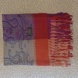 CASHMERE, 100% Pashmina Scarf Wrap In Pink, Red, Purple W/ Paisley Design